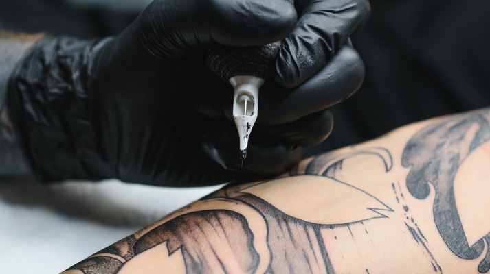 Can you use numbing cream before a tattoo